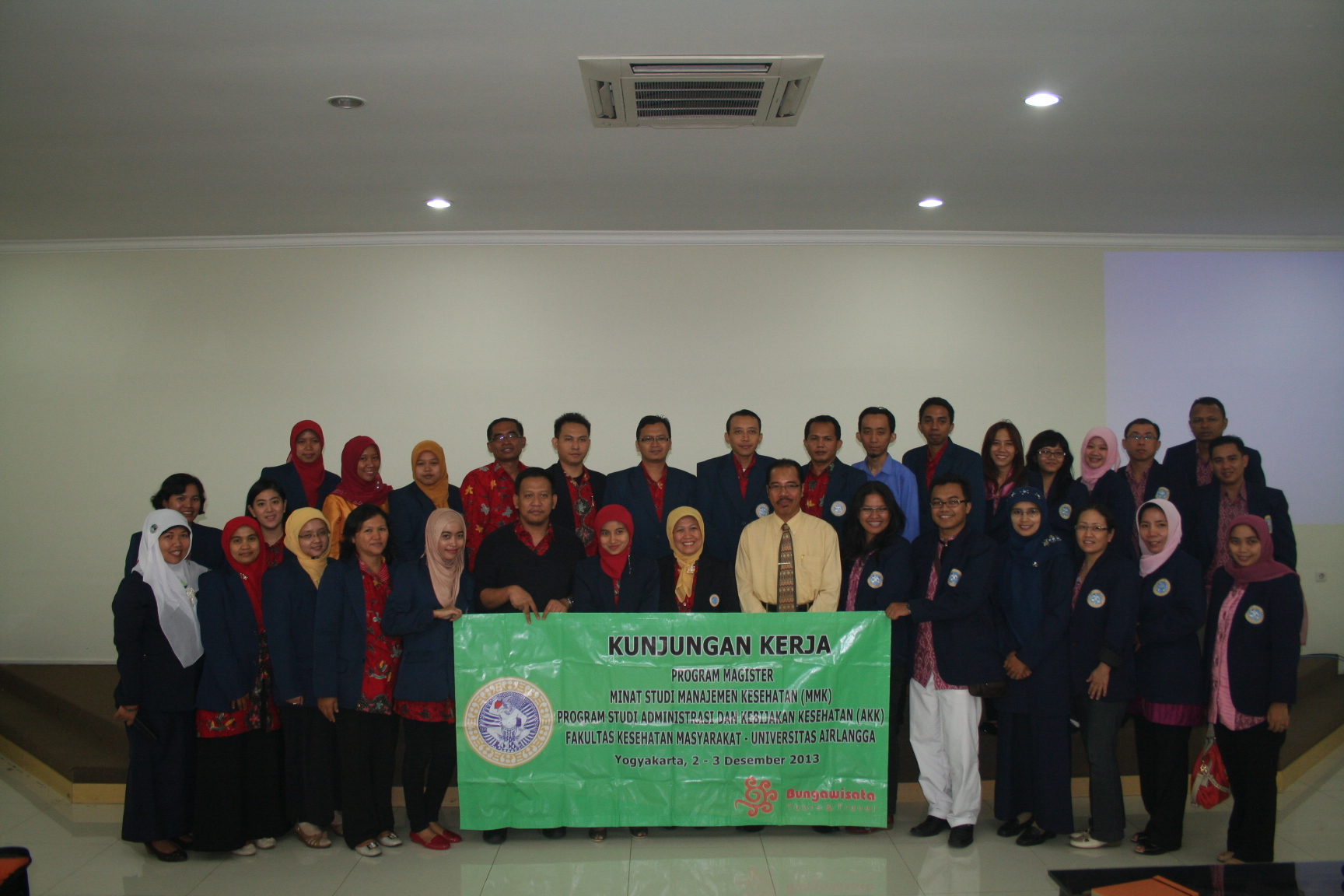 Studi Banding dari Unair Surabaya Program Magister Minat Studi Managemen Kesehatan