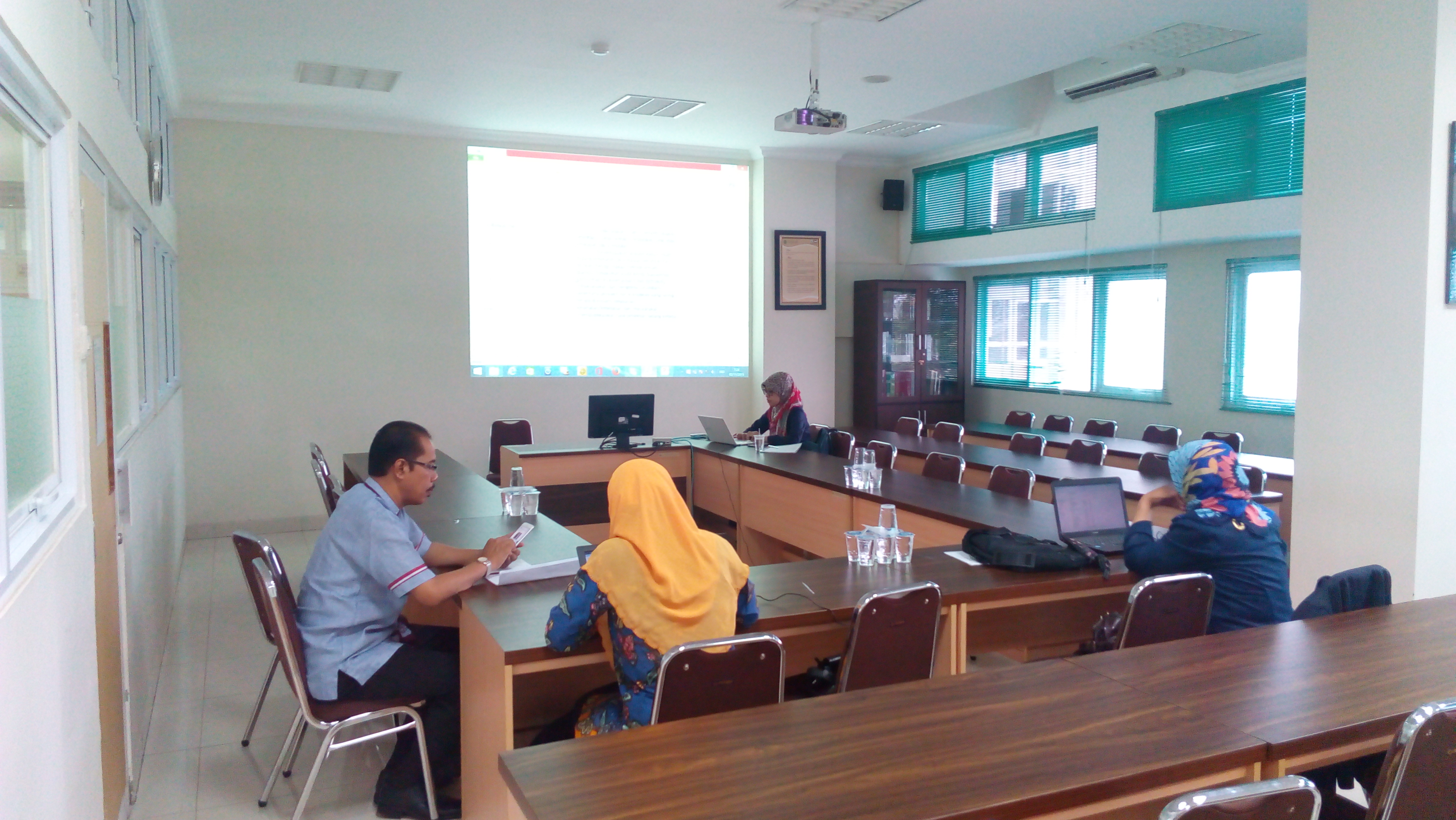 Workshop Pengembangan Kurikulum Prodi Ilmu Kebidanan Program Magister