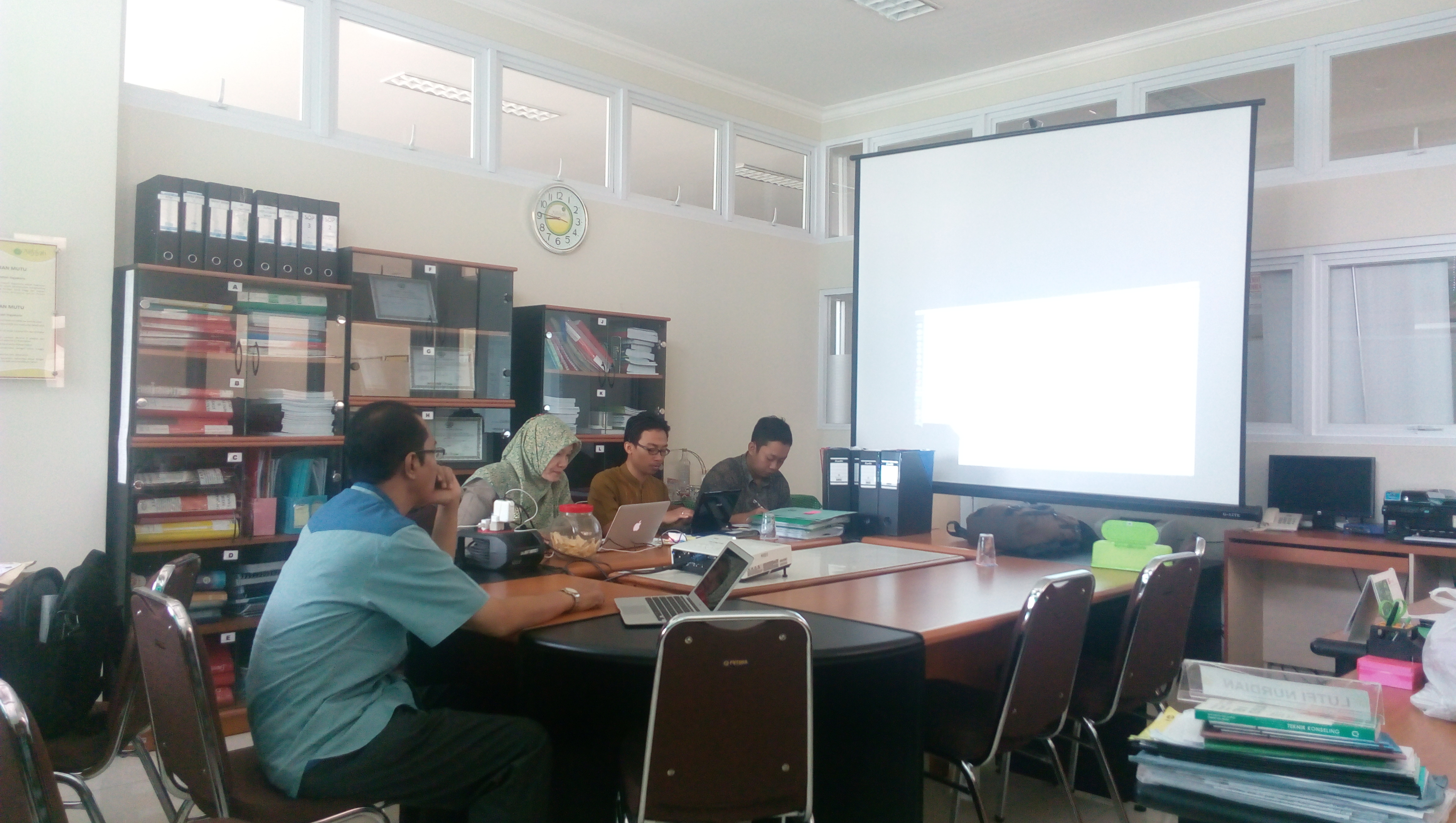 Rapat Dokumen Standar 3 Borang Akreditasi Program Studi Ners