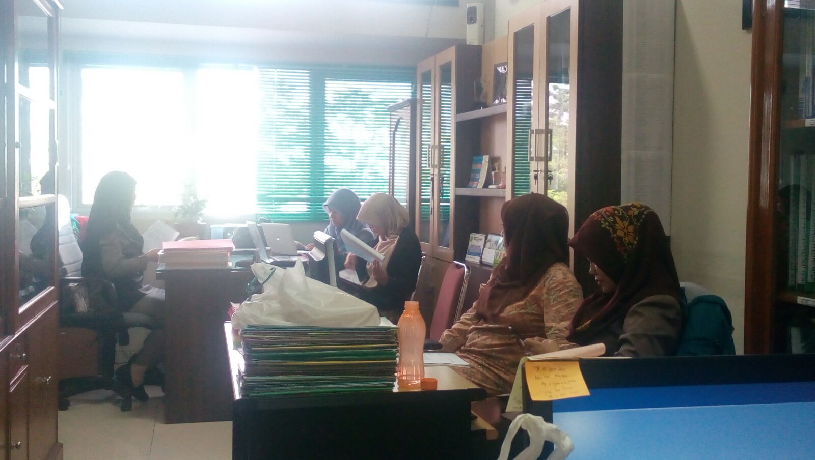 Monitoring dan Evaluasi Internal Periode Februari 2016 di Biro Sumber Daya