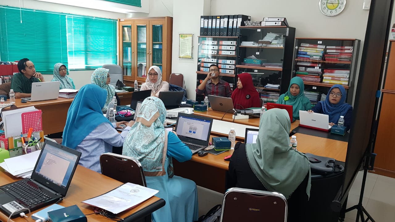 Rapat Koordinasi Kelengkapan Dokumen Akreditasi FST